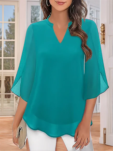 Claudia I Blouse with V-Neck